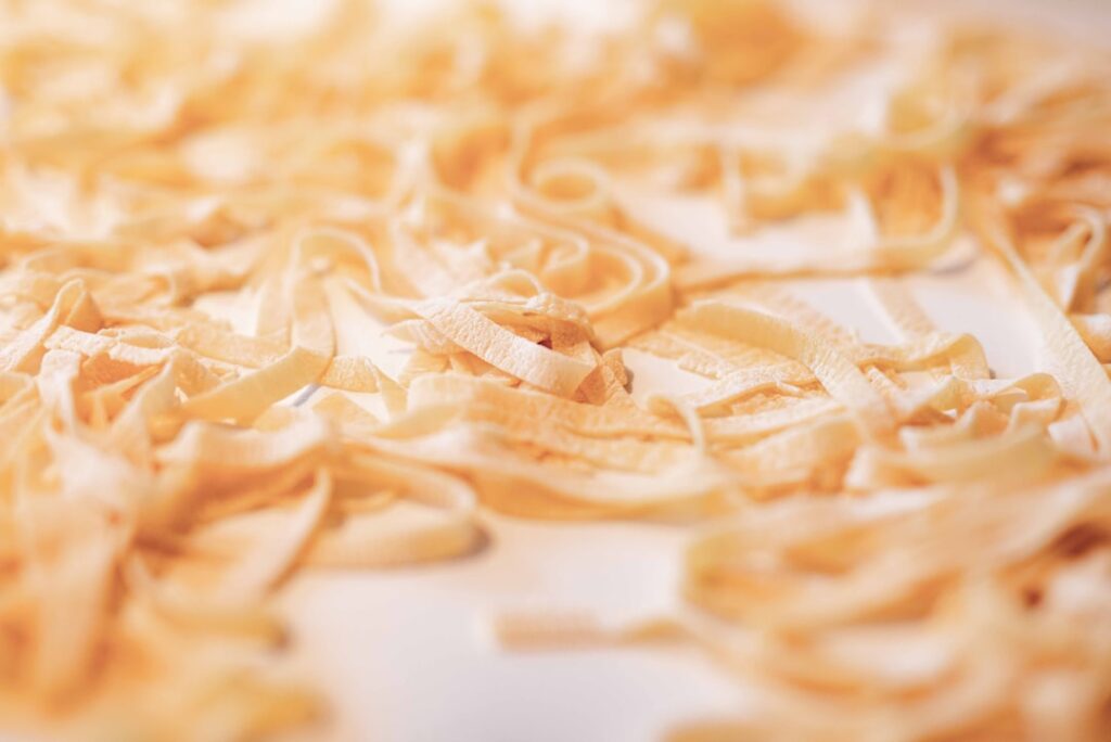 découvrez le nombre de calories dans les pâtes et comment les intégrer dans une alimentation équilibrée.