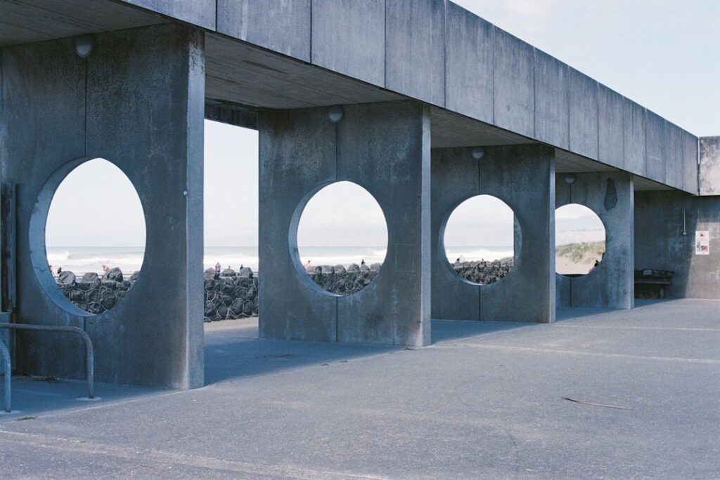 découvrez comment déterminer les proportions idéales pour un mélange de béton de qualité, adapté à vos projets de construction.