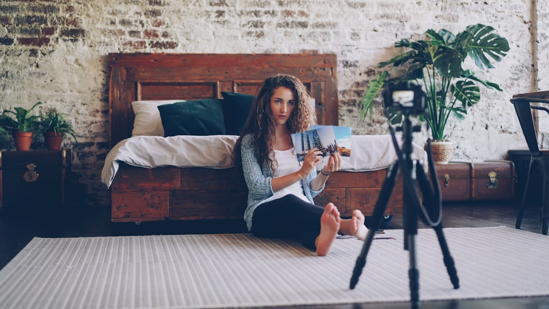 découvrez des conseils, astuces et stratégies pour créer un contenu de blog engageant et efficace qui captive votre audience et améliore votre visibilité en ligne.