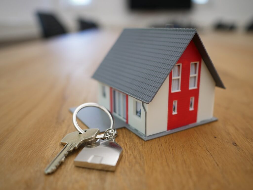 découvrez les conseils essentiels pour acheter une maison directement auprès d'un vendeur privé, sans passer par une agence immobilière.