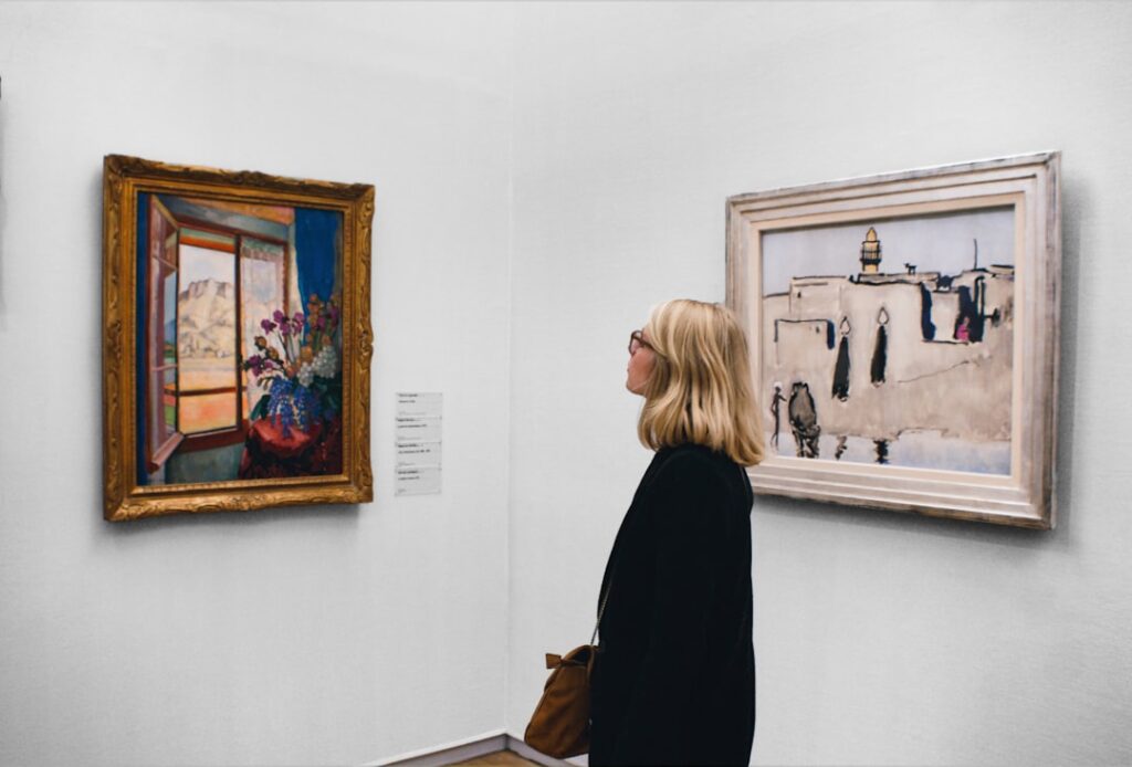 découvrez les tendances actuelles de l'art contemporain, explorant les styles innovants et les artistes influents qui façonnent le paysage artistique moderne.